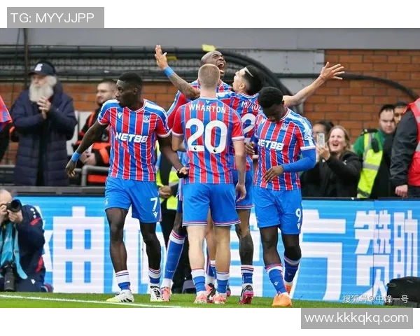 欧冠激战巴伦西亚主场迎战曼联争夺小组出线关键战役